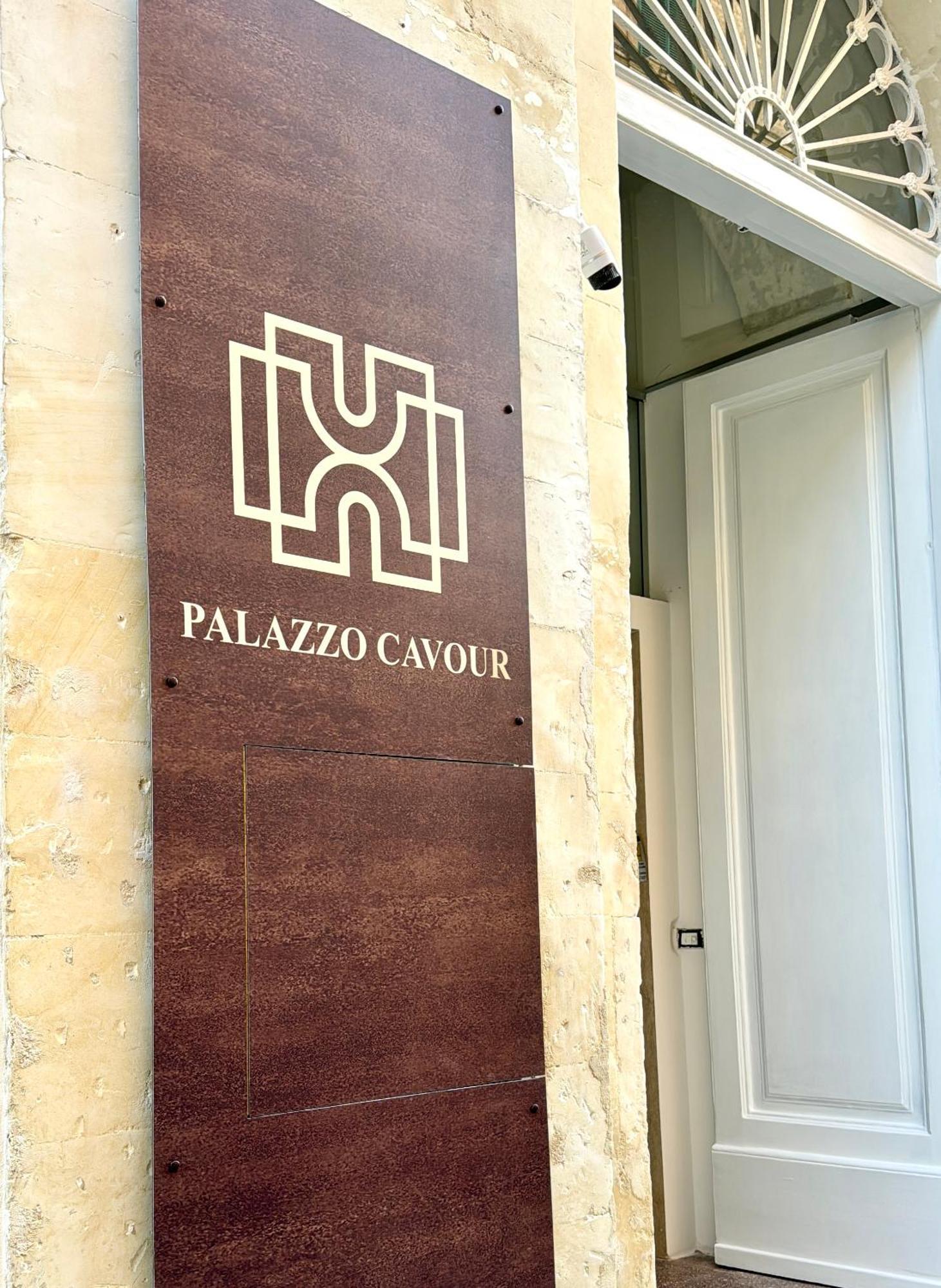 Palazzo Cavour Bed & Breakfast Lecce Exterior photo